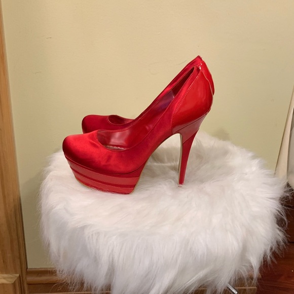 bebe Red Heels 👠 - Picture 5 of 6